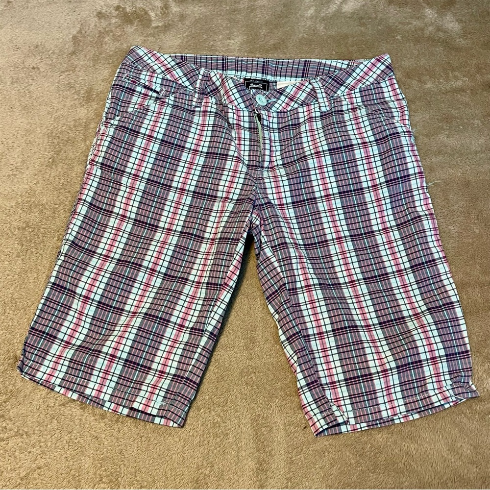 Le Tigre Bermuda Shorts Preppy Blue & Purple Plaid Iconic Logo Patch Size 5/32"